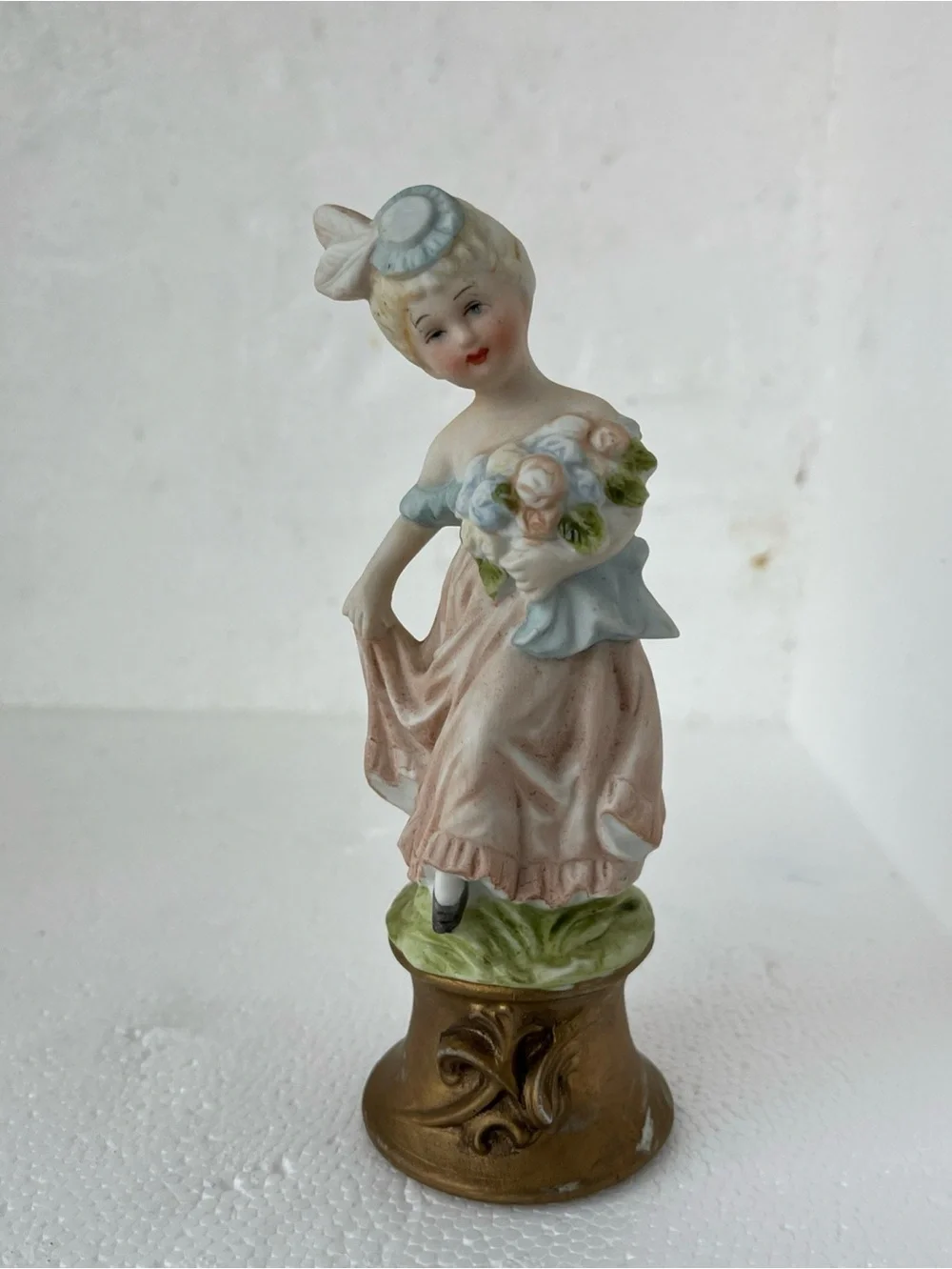 VTG Ardalt Lenwile China Porcelain Japan Girl Flower Bouquet Figurine #7858